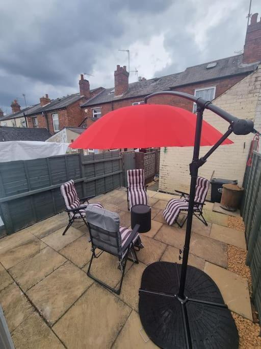 Cheerful 3-Bedroom House Brierley Hill Exteriör bild